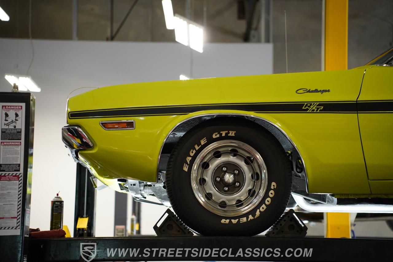 1970 Dodge Challenger RT/SE 440 SIX PACK