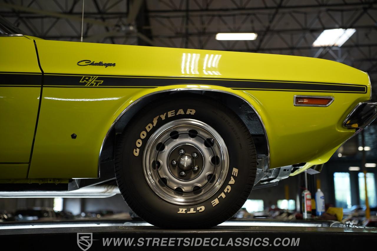1970 Dodge Challenger RT/SE 440 SIX PACK