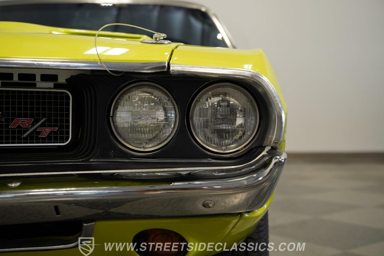 1970 Dodge Challenger RT/SE 440 SIX PACK