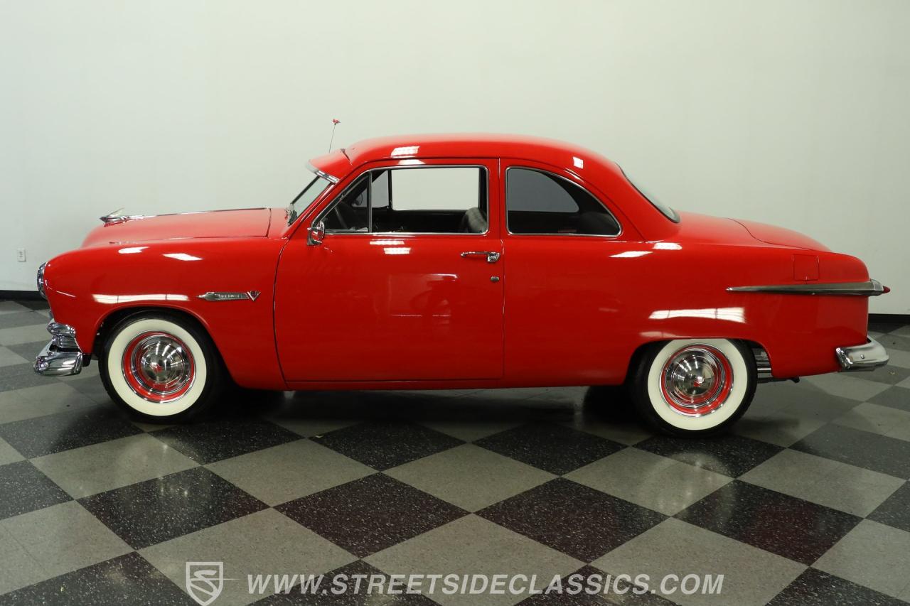 1951 Ford Deluxe Coupe
