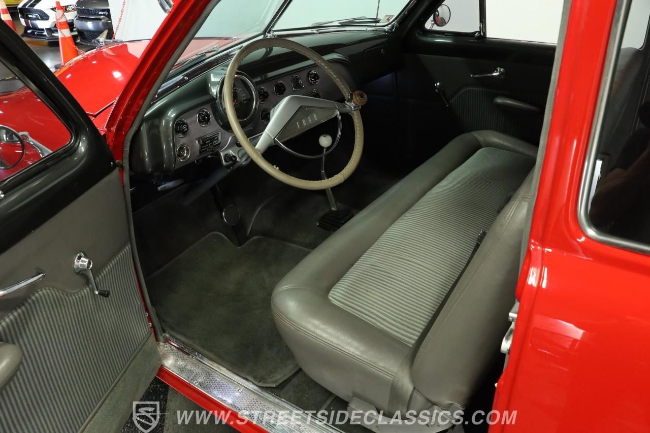 1951 Ford Deluxe Coupe