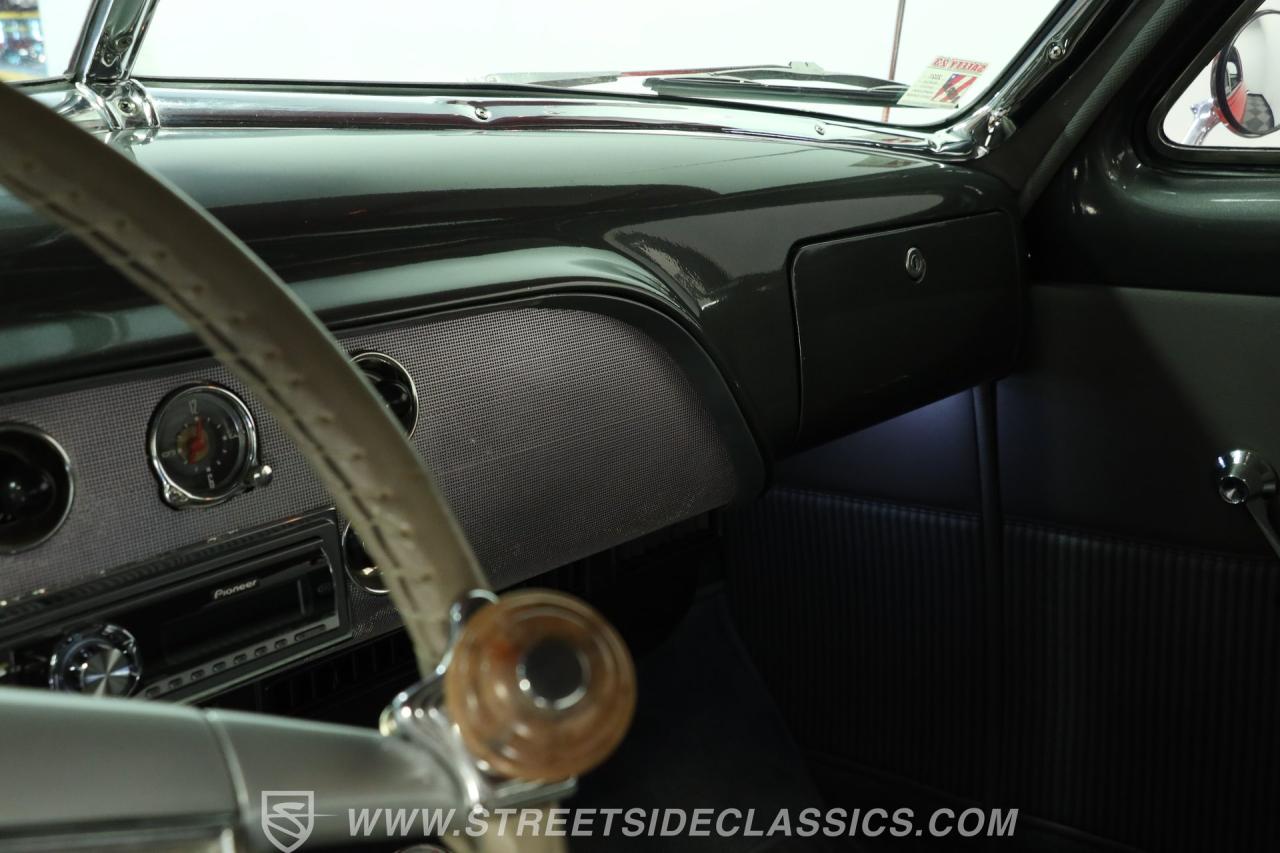 1951 Ford Deluxe Coupe