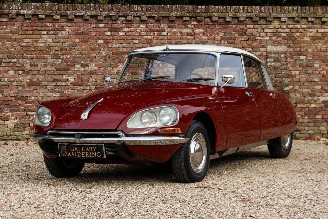 1971 Citro&euml;n Citro&euml;n DS21 Berline Automatique &ldquo;Rouge Cornaline&rdquo;