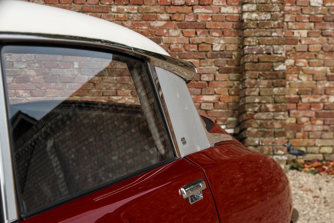 1971 Citro&euml;n Citro&euml;n DS21 Berline Automatique &ldquo;Rouge Cornaline&rdquo;