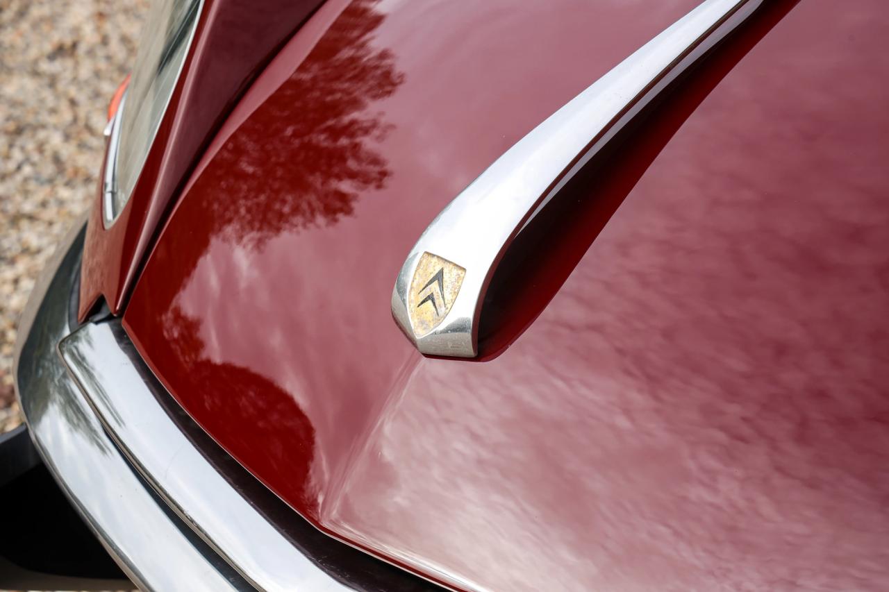 1971 Citro&euml;n Citro&euml;n DS21 Berline Automatique &ldquo;Rouge Cornaline&rdquo;