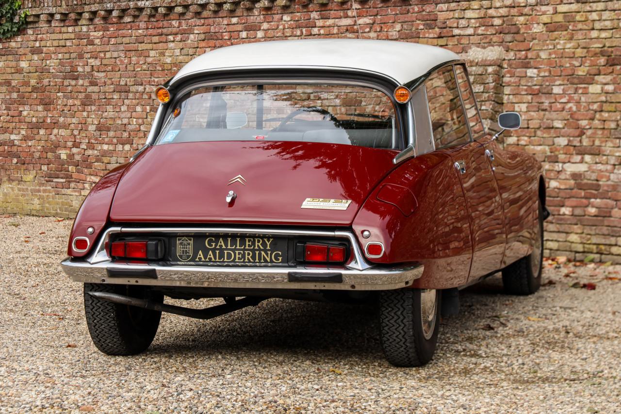 1971 Citro&euml;n Citro&euml;n DS21 Berline Automatique &ldquo;Rouge Cornaline&rdquo;