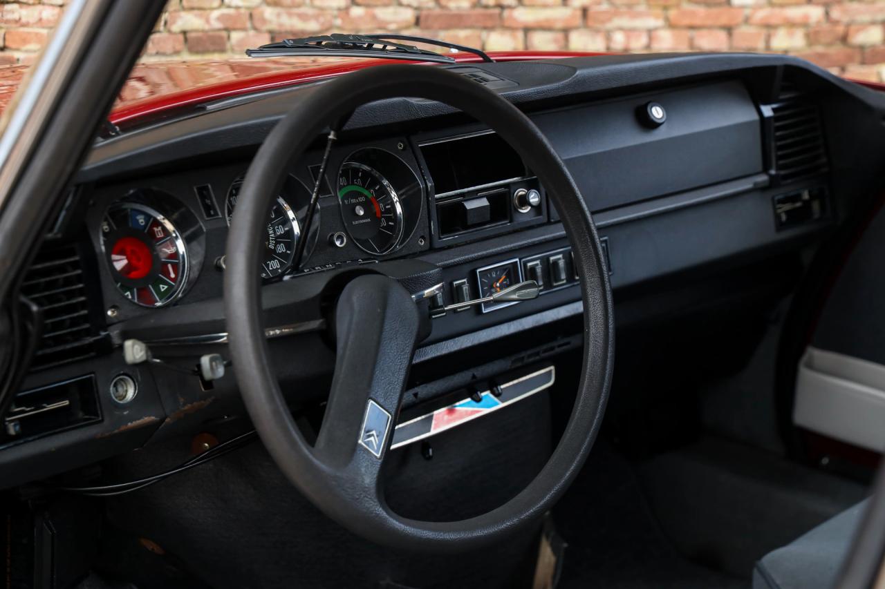 1971 Citro&euml;n Citro&euml;n DS21 Berline Automatique &ldquo;Rouge Cornaline&rdquo;
