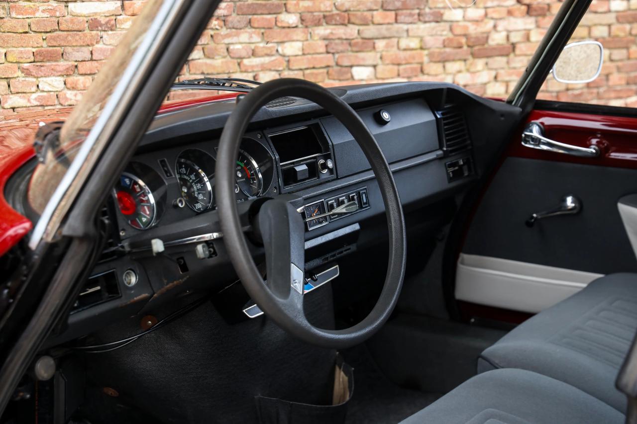 1971 Citro&euml;n Citro&euml;n DS21 Berline Automatique &ldquo;Rouge Cornaline&rdquo;