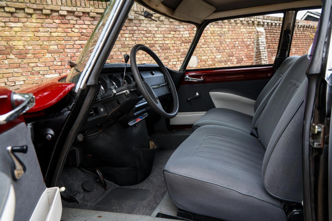 1971 Citro&euml;n Citro&euml;n DS21 Berline Automatique &ldquo;Rouge Cornaline&rdquo;