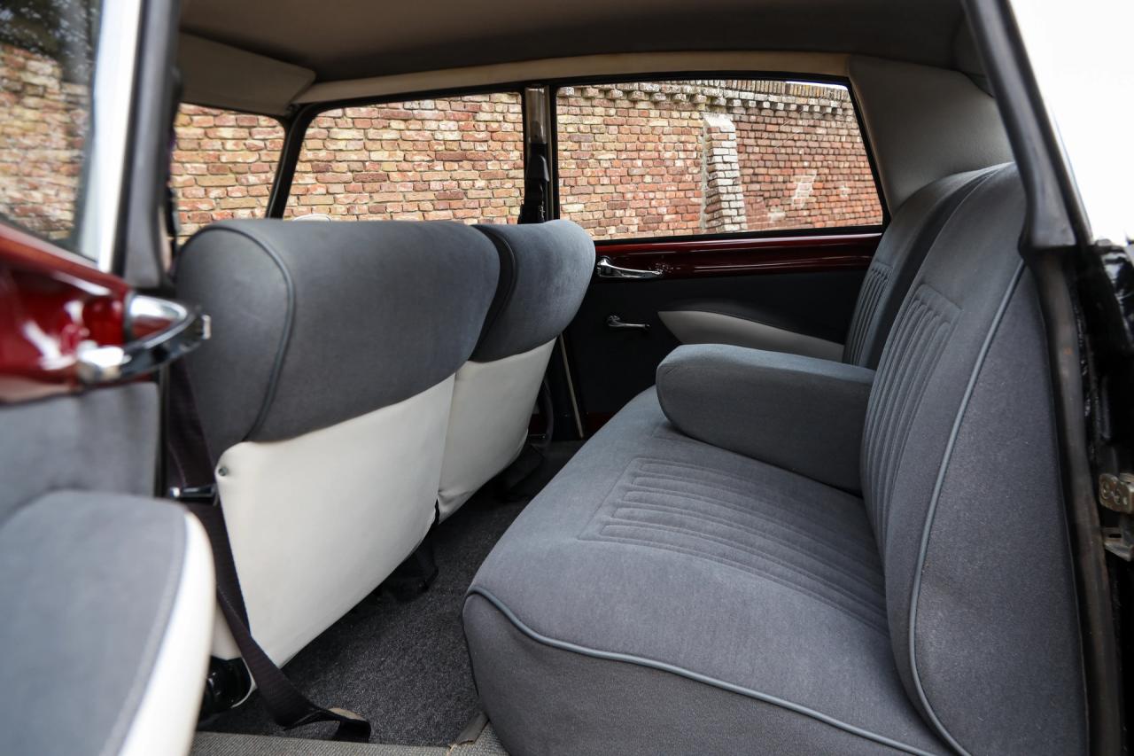 1971 Citro&euml;n Citro&euml;n DS21 Berline Automatique &ldquo;Rouge Cornaline&rdquo;