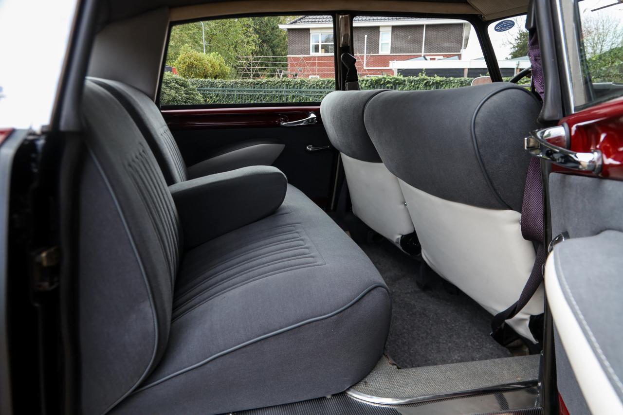 1971 Citro&euml;n Citro&euml;n DS21 Berline Automatique &ldquo;Rouge Cornaline&rdquo;