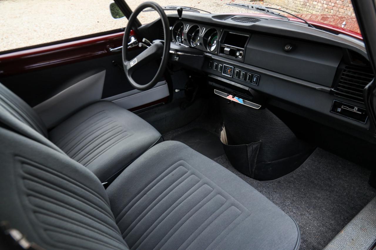 1971 Citro&euml;n Citro&euml;n DS21 Berline Automatique &ldquo;Rouge Cornaline&rdquo;