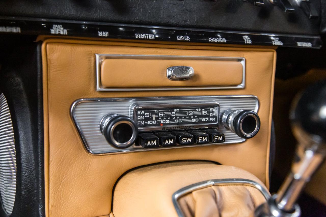 1964 Jaguar XKE COUPE