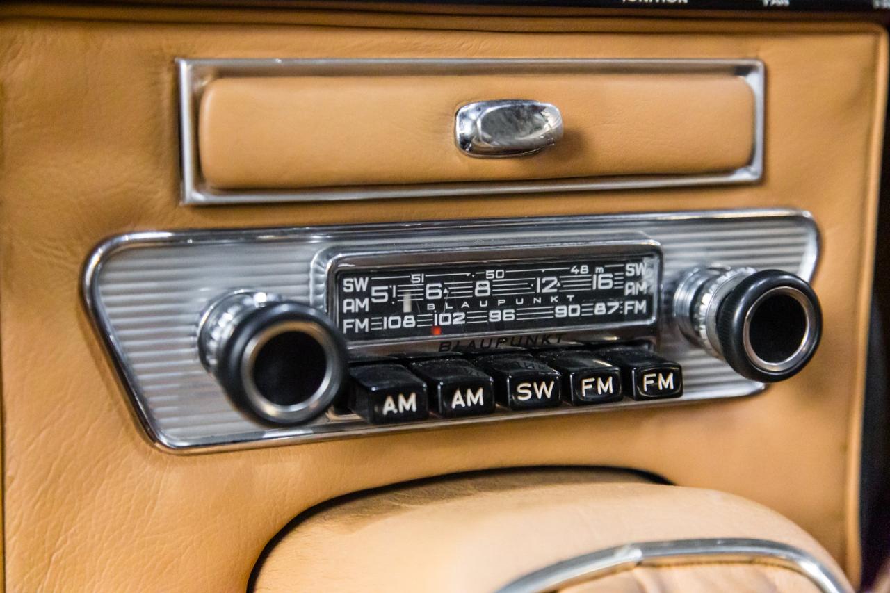 1964 Jaguar XKE COUPE