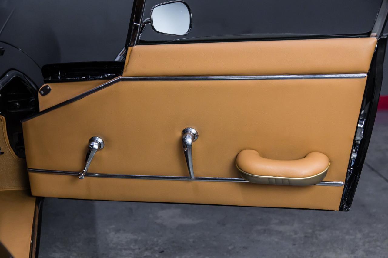 1964 Jaguar XKE COUPE