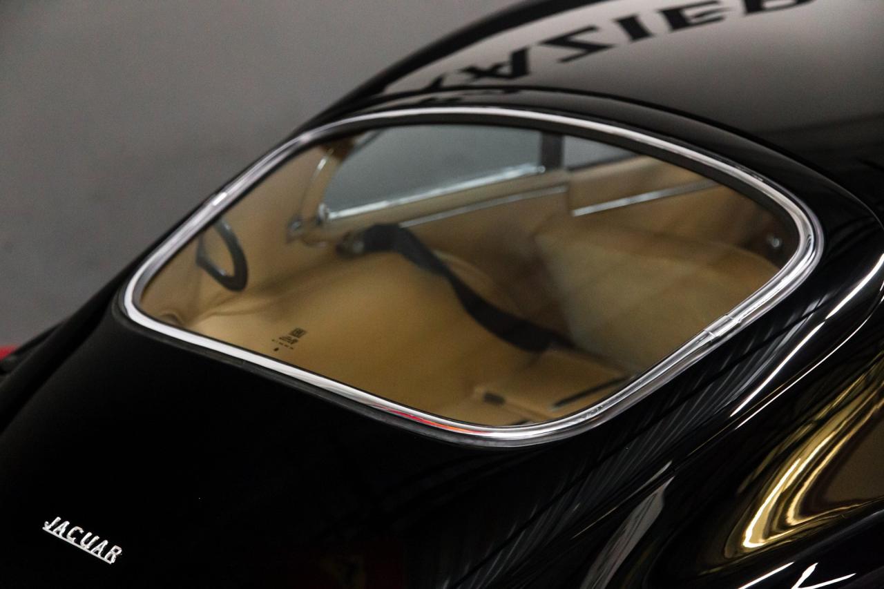 1964 Jaguar XKE COUPE