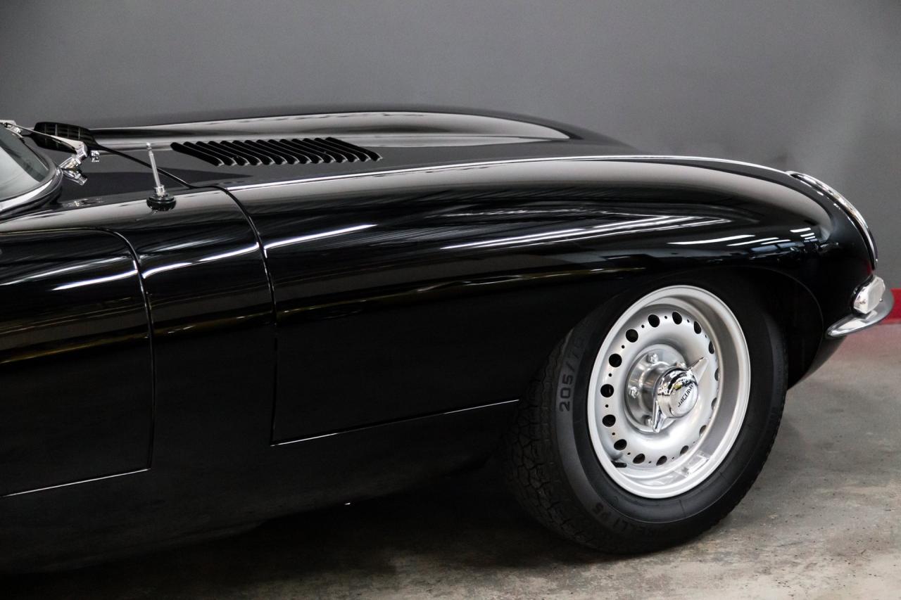 1964 Jaguar XKE COUPE