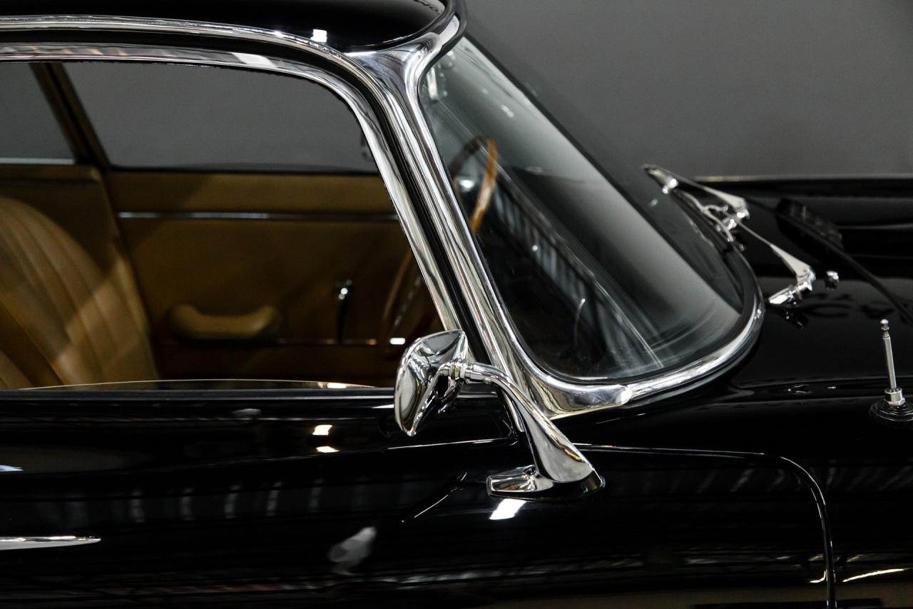 1964 Jaguar XKE COUPE