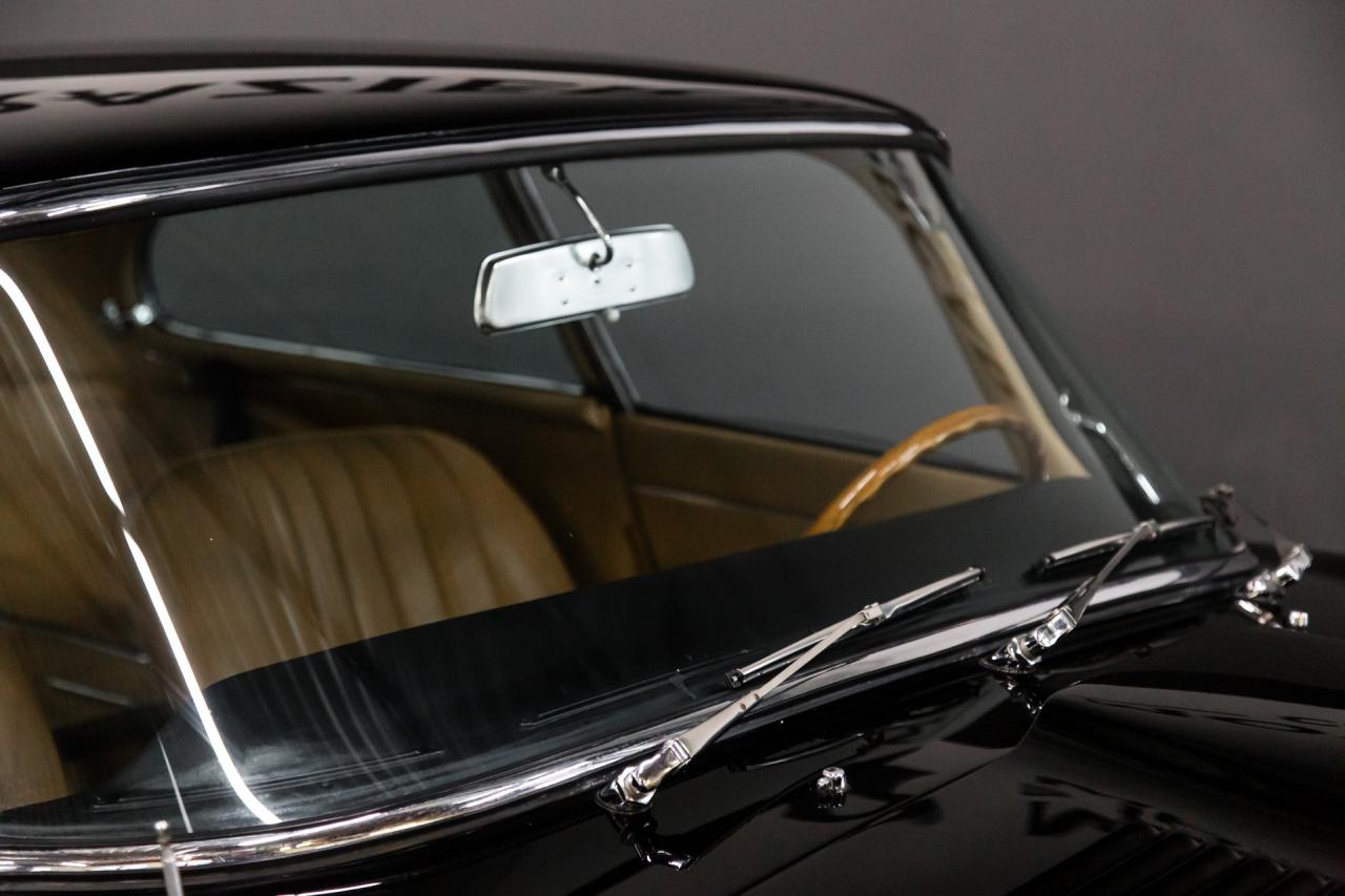 1964 Jaguar XKE COUPE