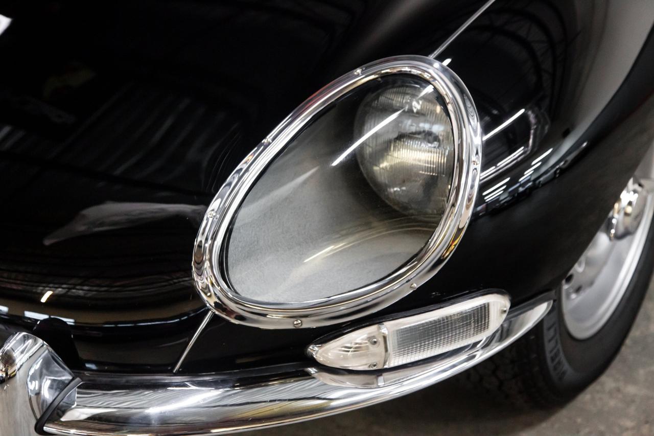 1964 Jaguar XKE COUPE