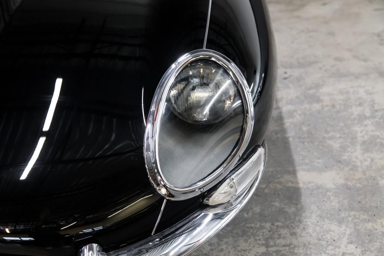 1964 Jaguar XKE COUPE