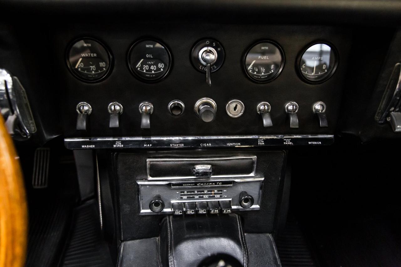 1965 Jaguar E TYPE ROADSTER