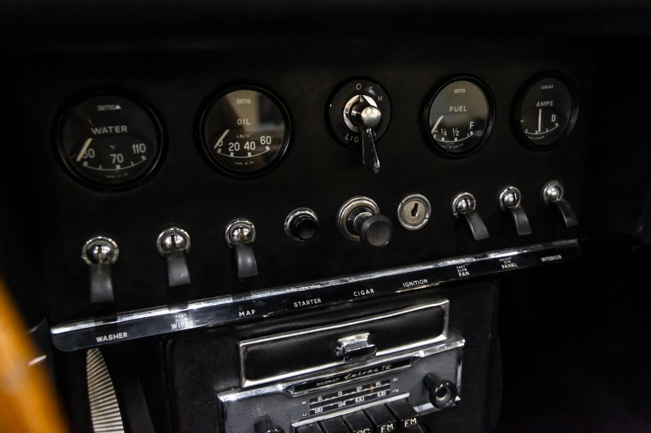 1965 Jaguar E TYPE ROADSTER