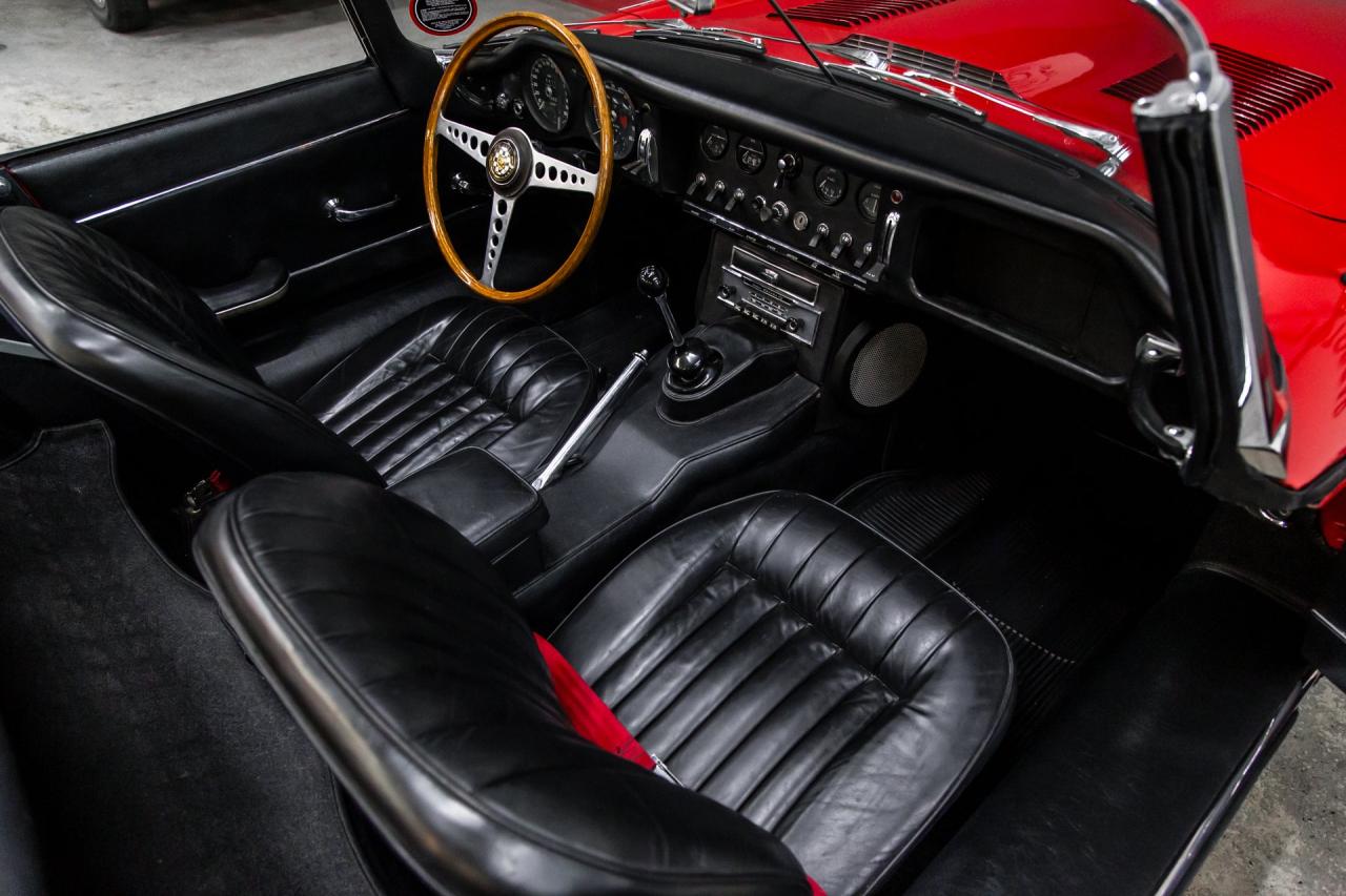 1965 Jaguar E TYPE ROADSTER