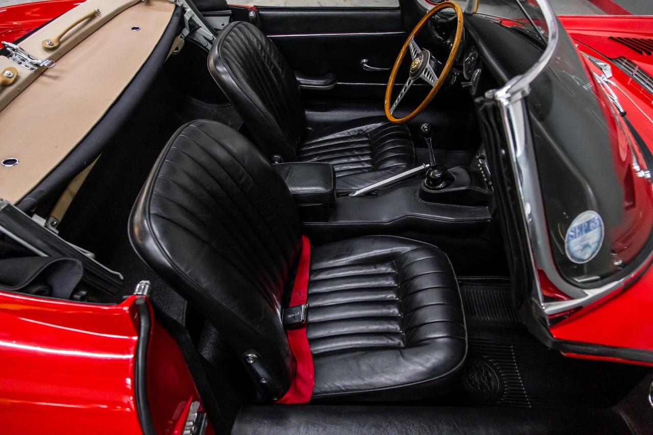 1965 Jaguar E TYPE ROADSTER