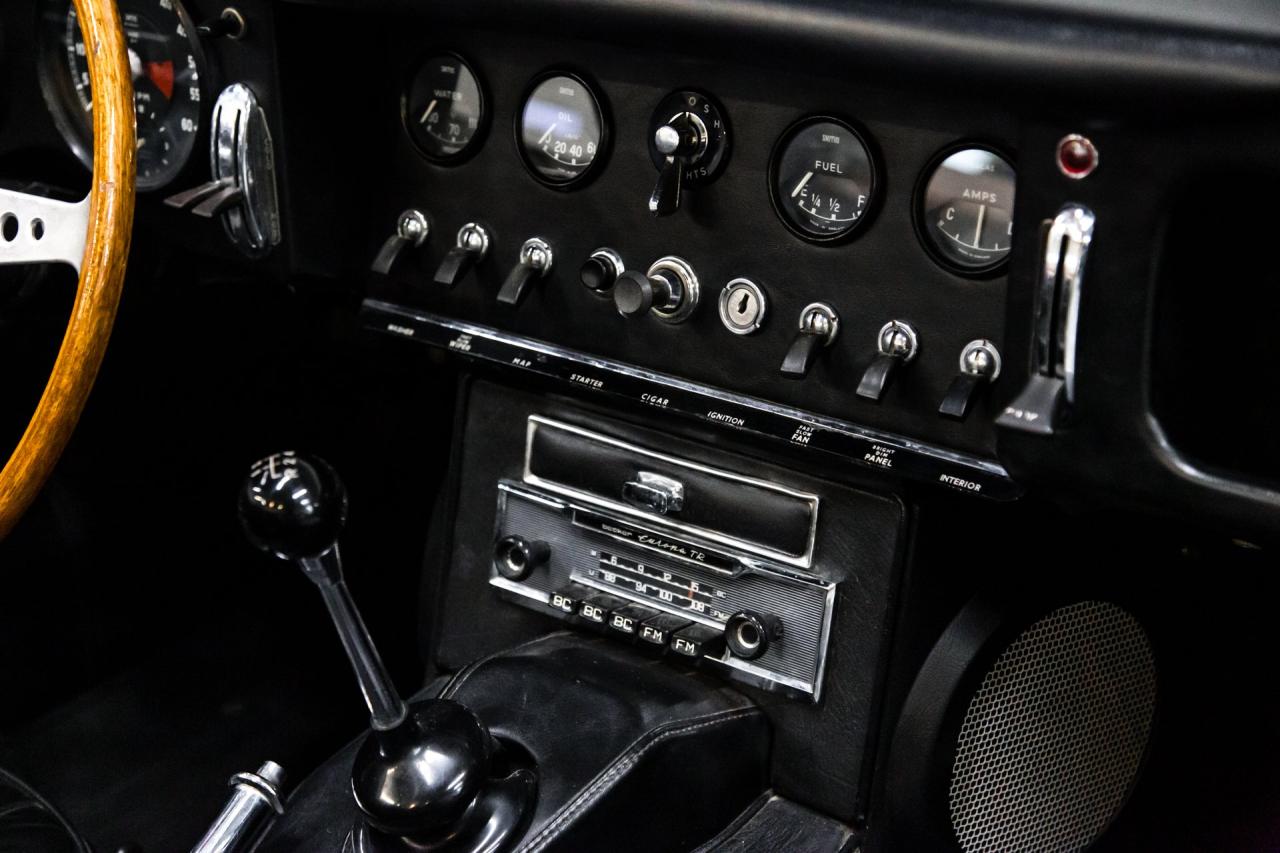 1965 Jaguar E TYPE ROADSTER