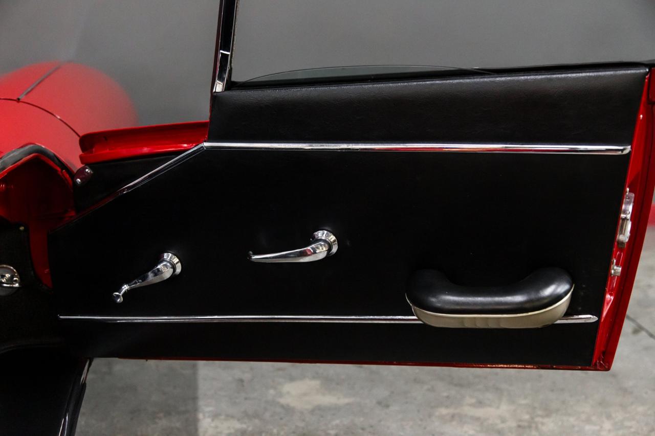 1965 Jaguar E TYPE ROADSTER