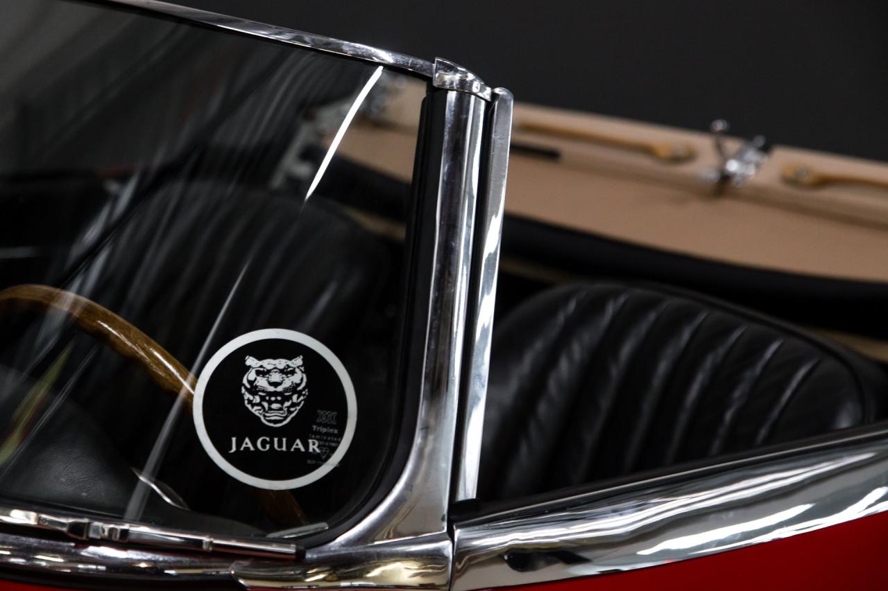 1965 Jaguar E TYPE ROADSTER