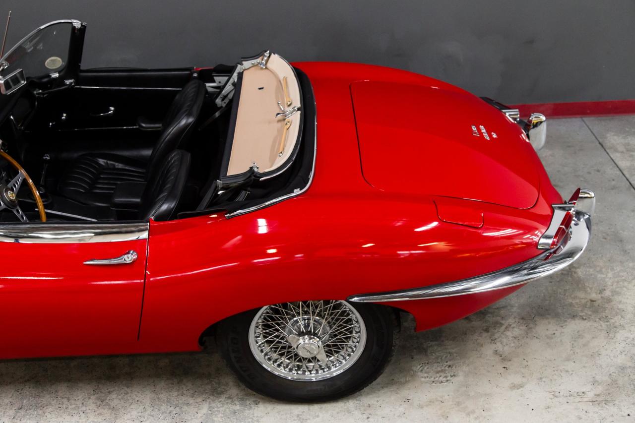 1965 Jaguar E TYPE ROADSTER