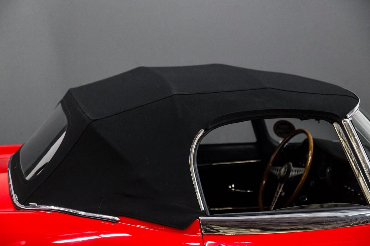1965 Jaguar E TYPE ROADSTER
