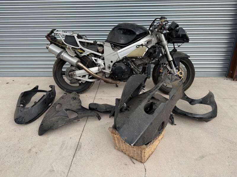 1998 Suzuki TL1000R