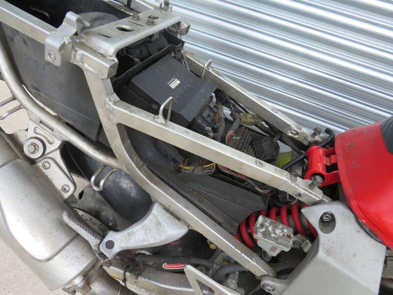 1999 Suzuki TL1000R