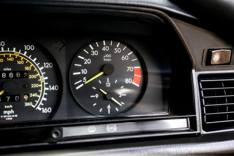1986 Mercedes - Benz 190E 2.3 16