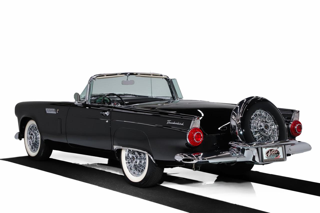 1956 Ford Thunderbird