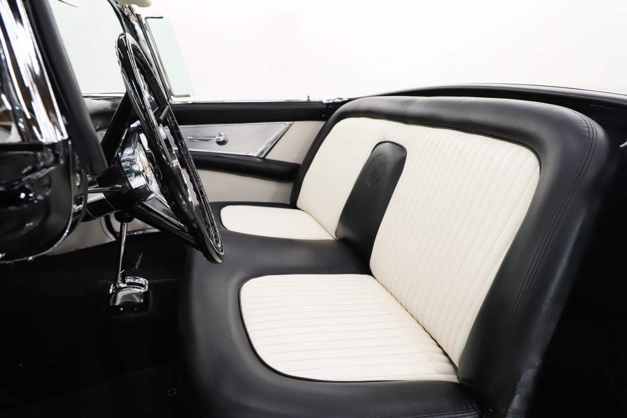 1956 Ford Thunderbird