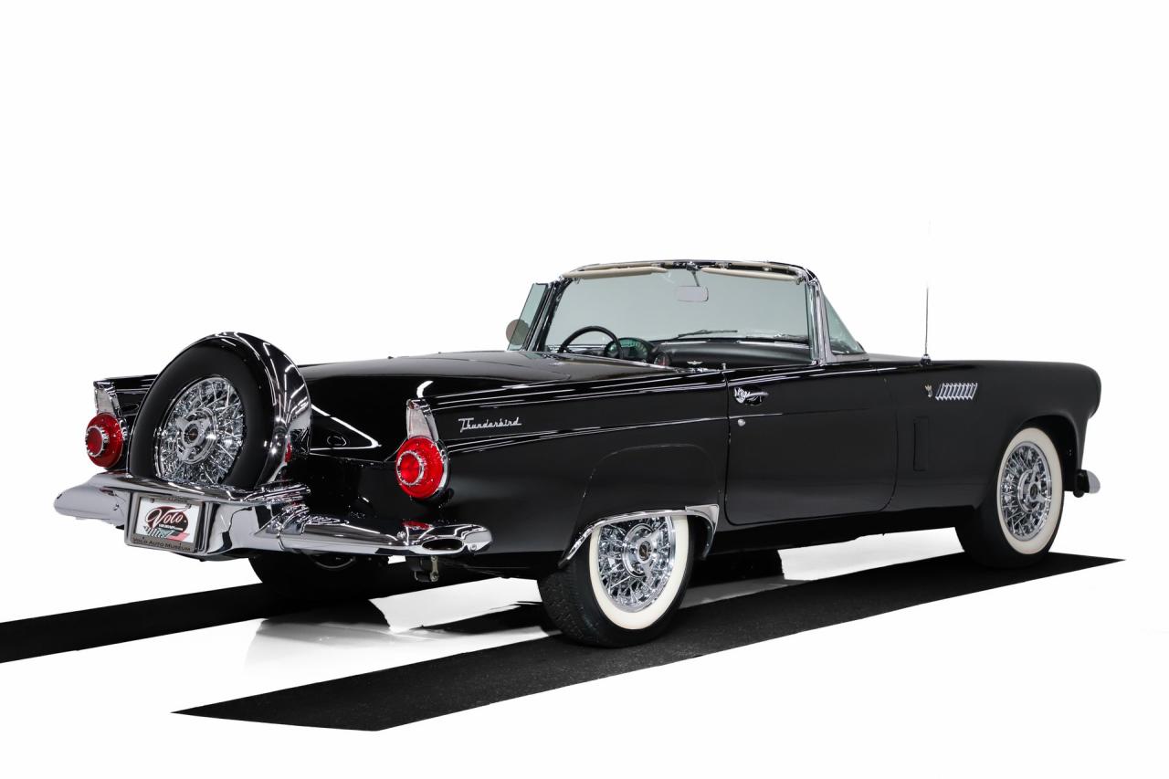 1956 Ford Thunderbird