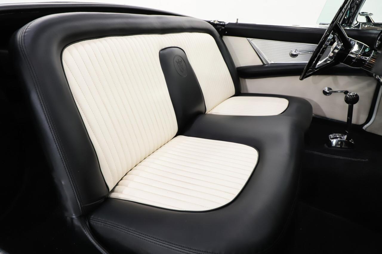 1956 Ford Thunderbird