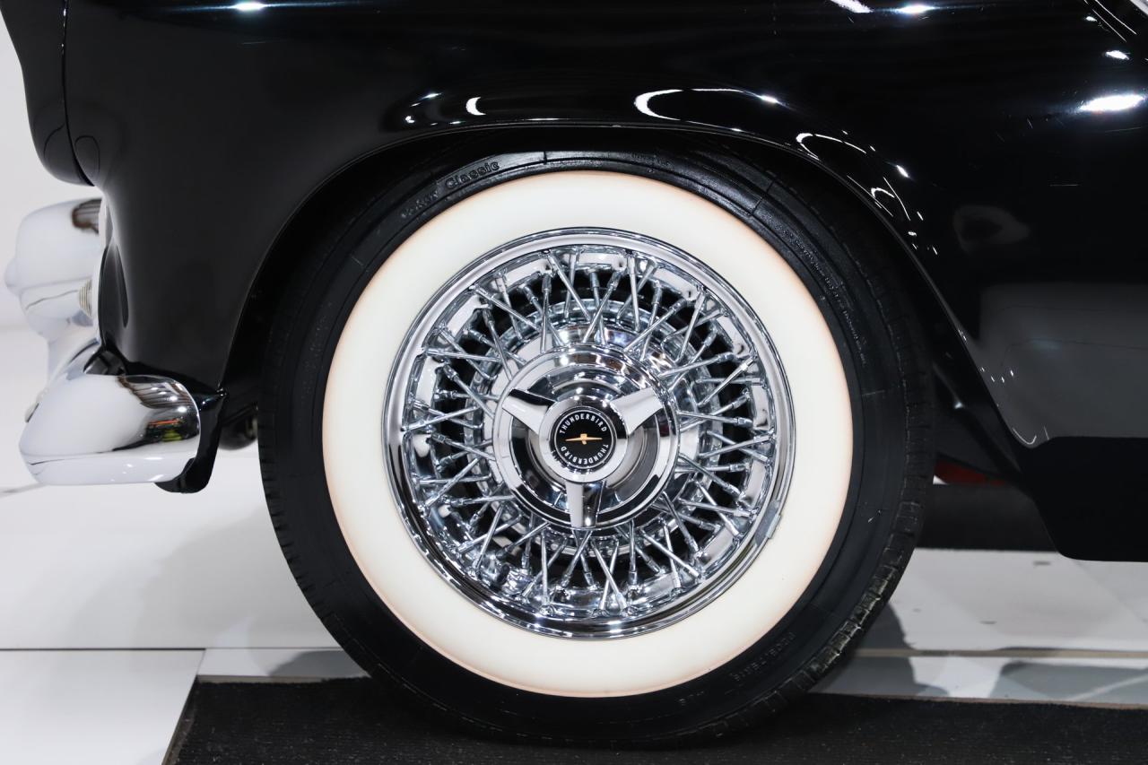 1956 Ford Thunderbird