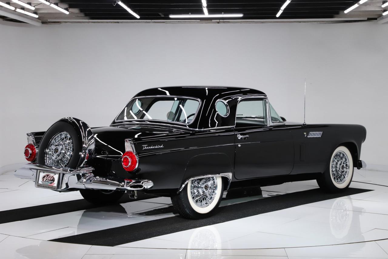 1956 Ford Thunderbird