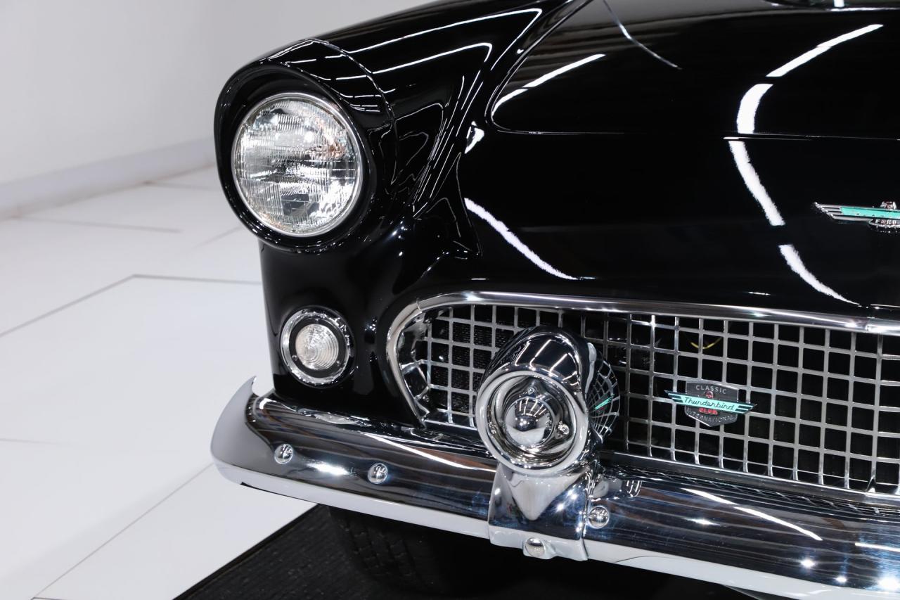 1956 Ford Thunderbird