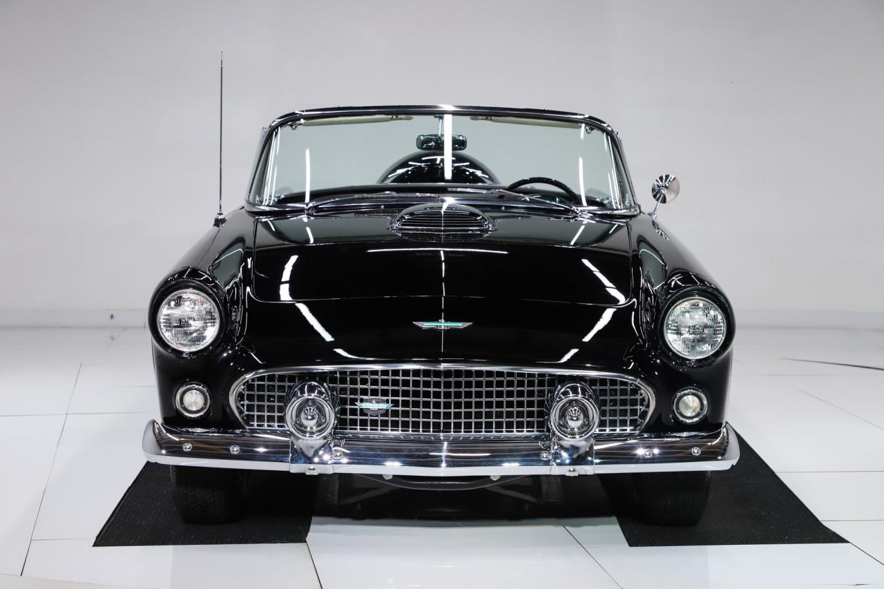 1956 Ford Thunderbird