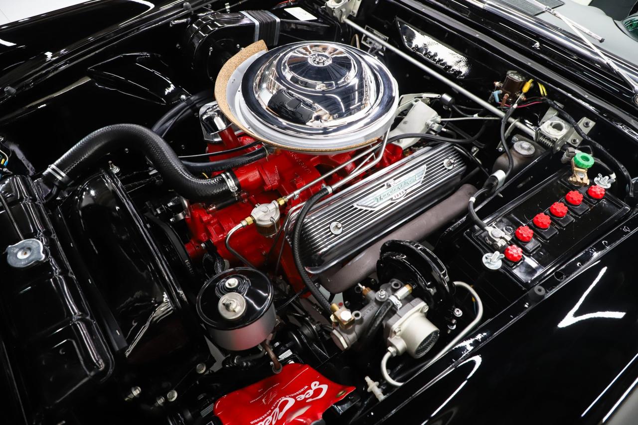 1956 Ford Thunderbird