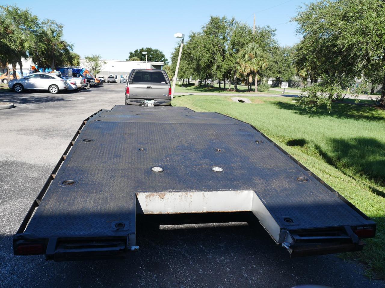 1984 Hodges Custom 2 Car Open Trailer