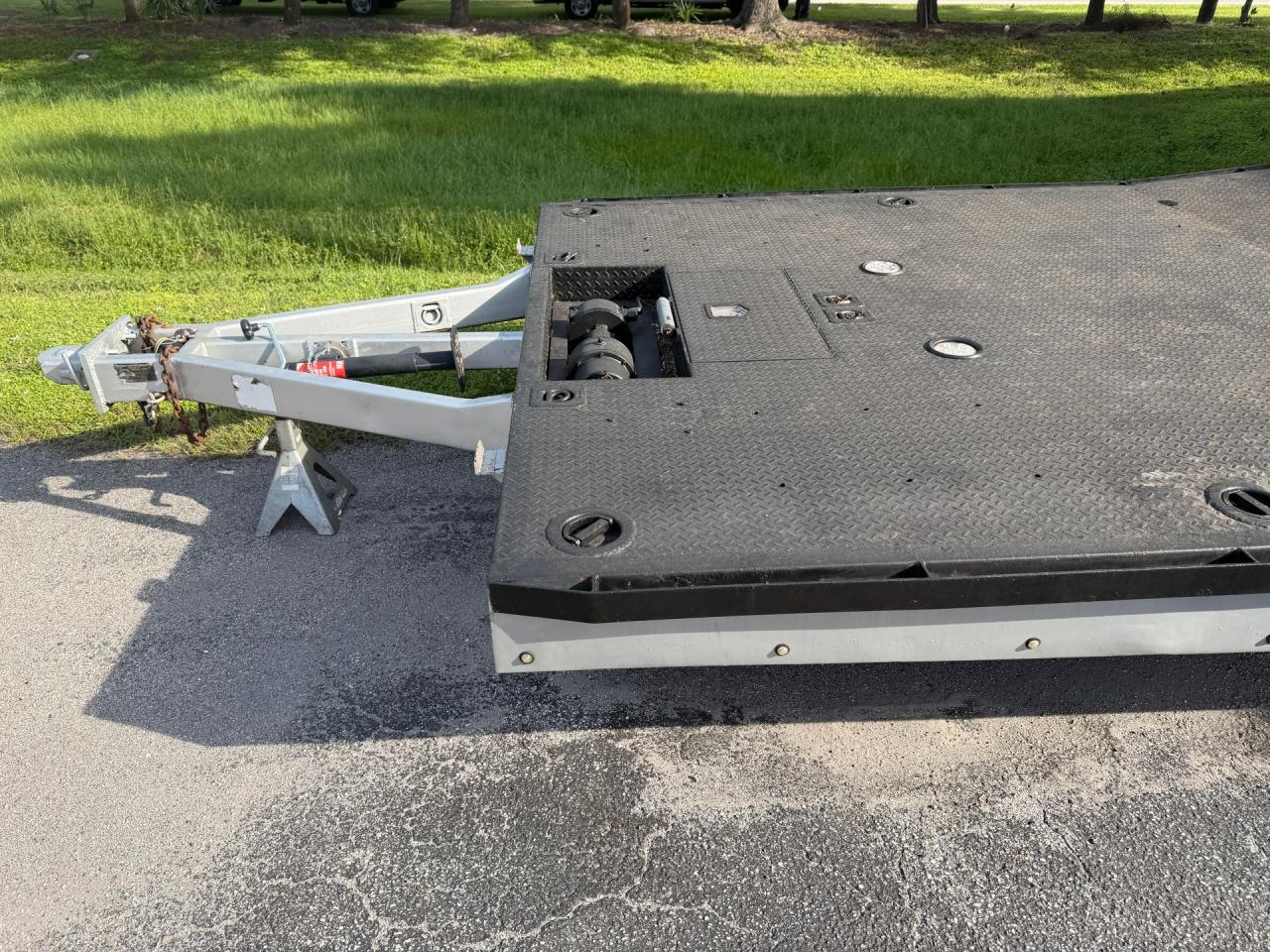 1984 Hodges Custom 2 Car Open Trailer