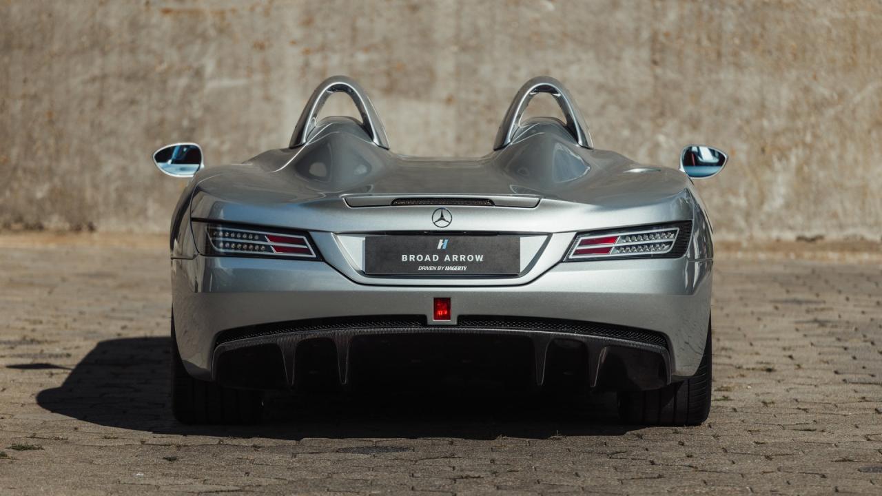 2009 Mercedes - Benz SLR McLaren Stirling Moss