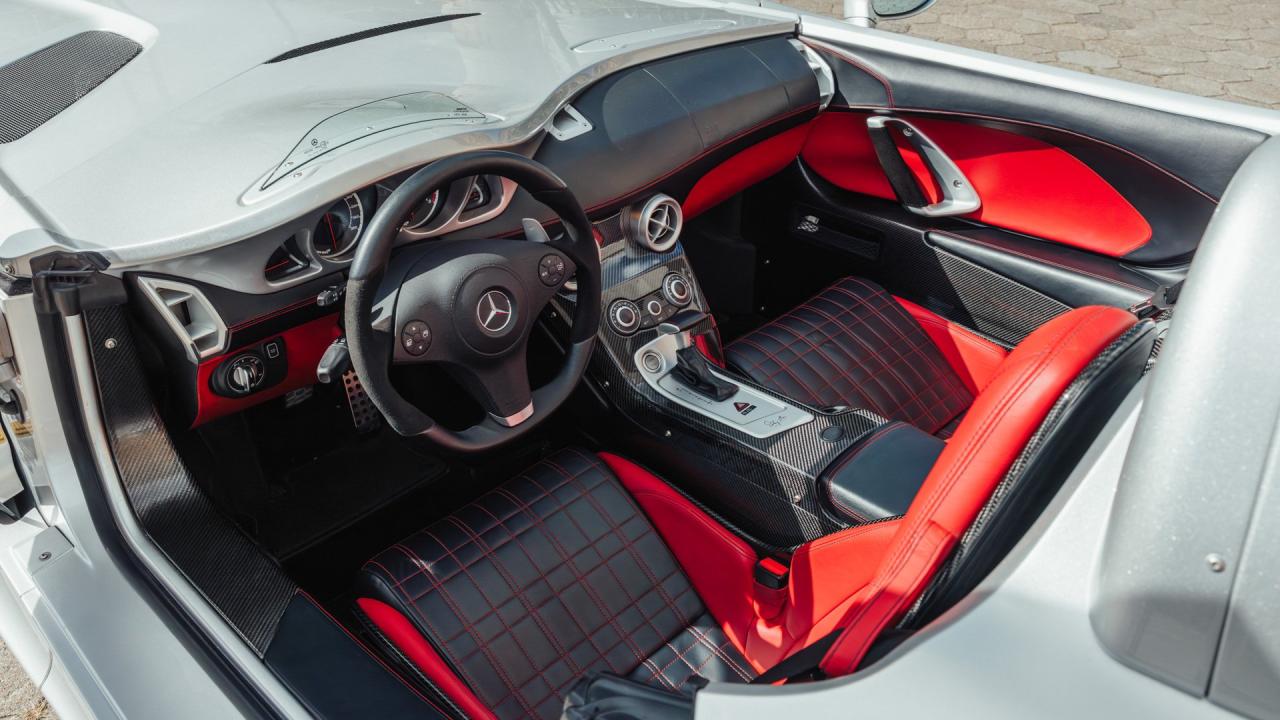 2009 Mercedes - Benz SLR McLaren Stirling Moss